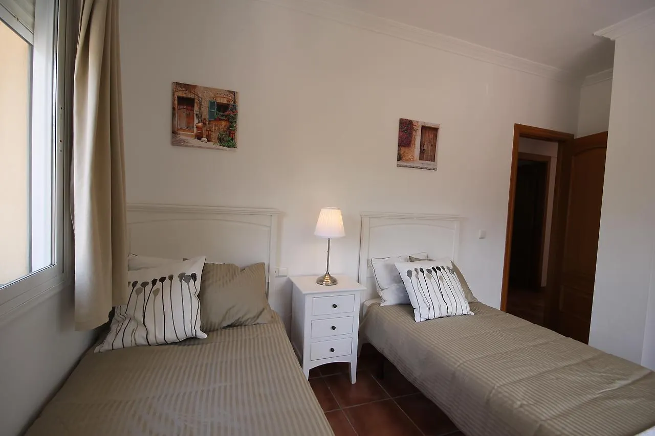 تورّوكس كوستا Nerja Villa Tamango 0*, تورّوكس كوستا
